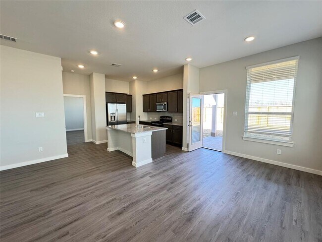 Building Photo - 2427 Cohorn Trl