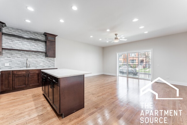 Photo - 3329 N Avers Ave Apartment