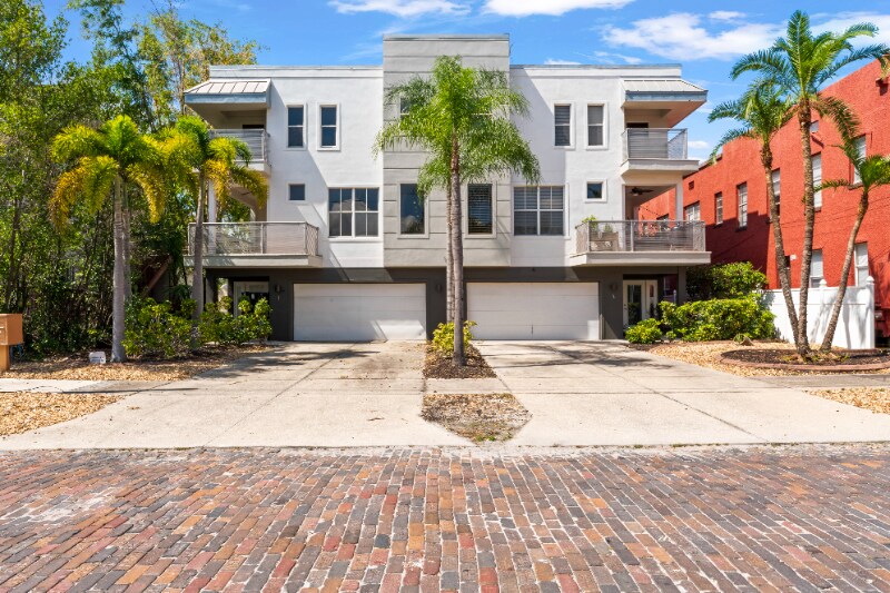 Foto principal - 113 S Newport Ave