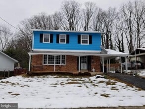 Building Photo - 6811 Nashville Rd