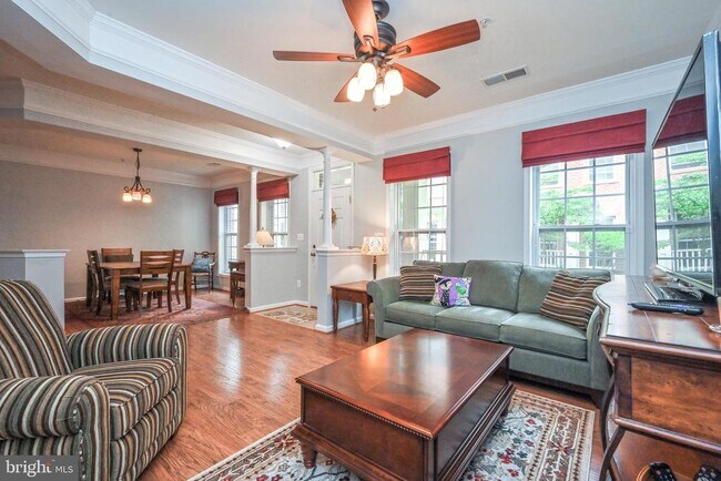 Foto del edificio - 41953 Blue Flag Terrace