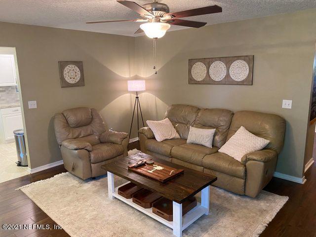 Building Photo - 2387 Perth Dr