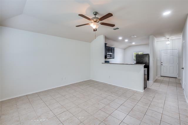 Foto del edificio - 8928 Holliday Ln