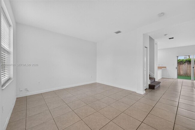 Foto del edificio - 1586 SE 27th Terrace