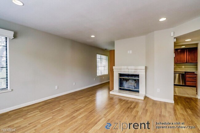 Building Photo - 701 Devonwood
