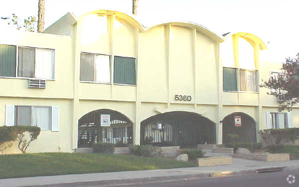 Building Photo - Cape Cod Apartments