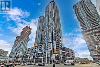 Building Photo - 510-1510 Curran Place