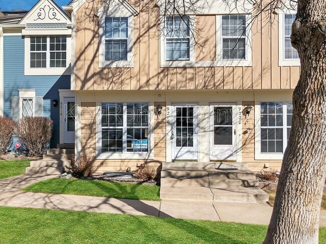 Foto del edificio - 9218 W Ontario Dr