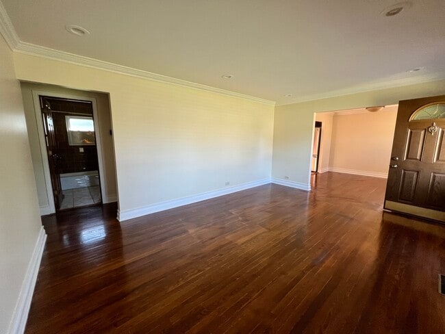 Building Photo - 8431 W 135th St