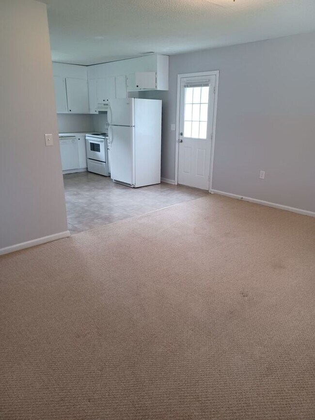 Foto del edificio - Available NOW 2BD/1BA in Ponderosa Village