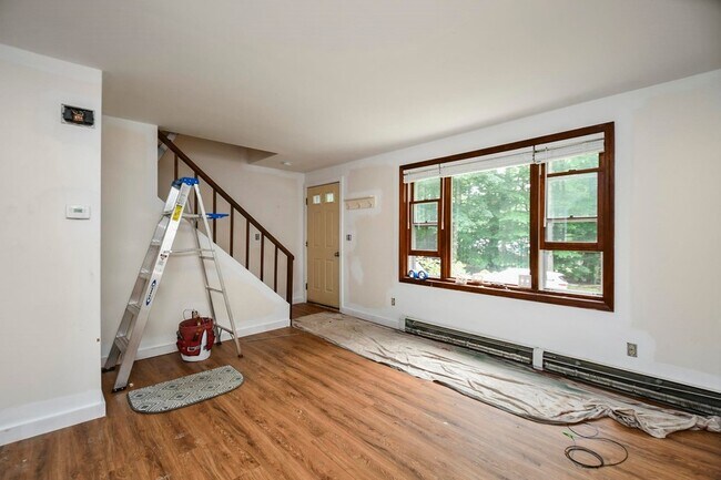 Foto del edificio - 22 Lord Brook Road Unit 1