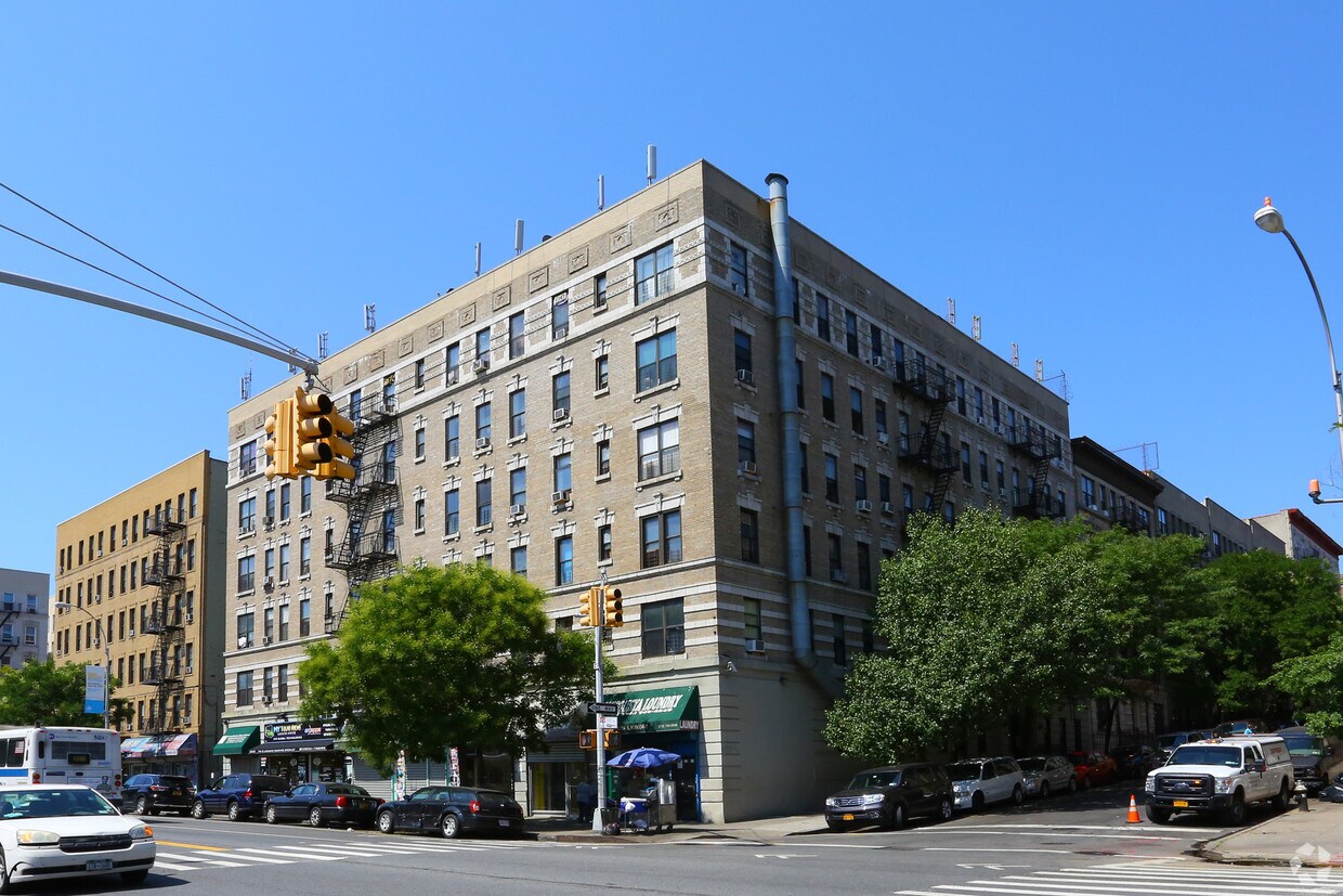 Foto principal - 502 W 176th St