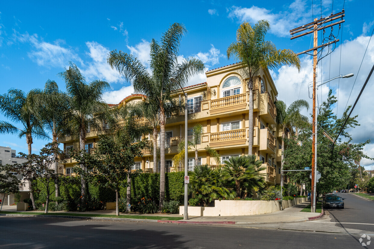 Residential Condominium - Apartments in Los Angeles, CA | Apartments.com