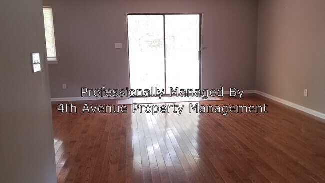 Building Photo - 1070 Starling Ct NW