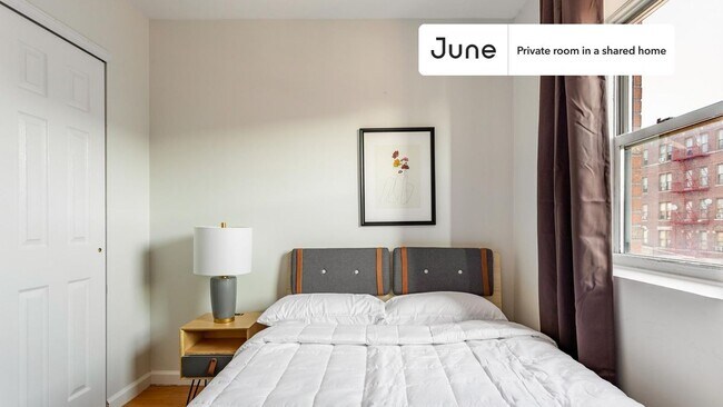 Foto del edificio - Room in Shared 4 bed/2 bath home in Flatbush