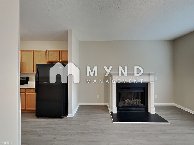 Building Photo - 3 br, 2.5 bath Townhome - 1721 Bayrose Cir