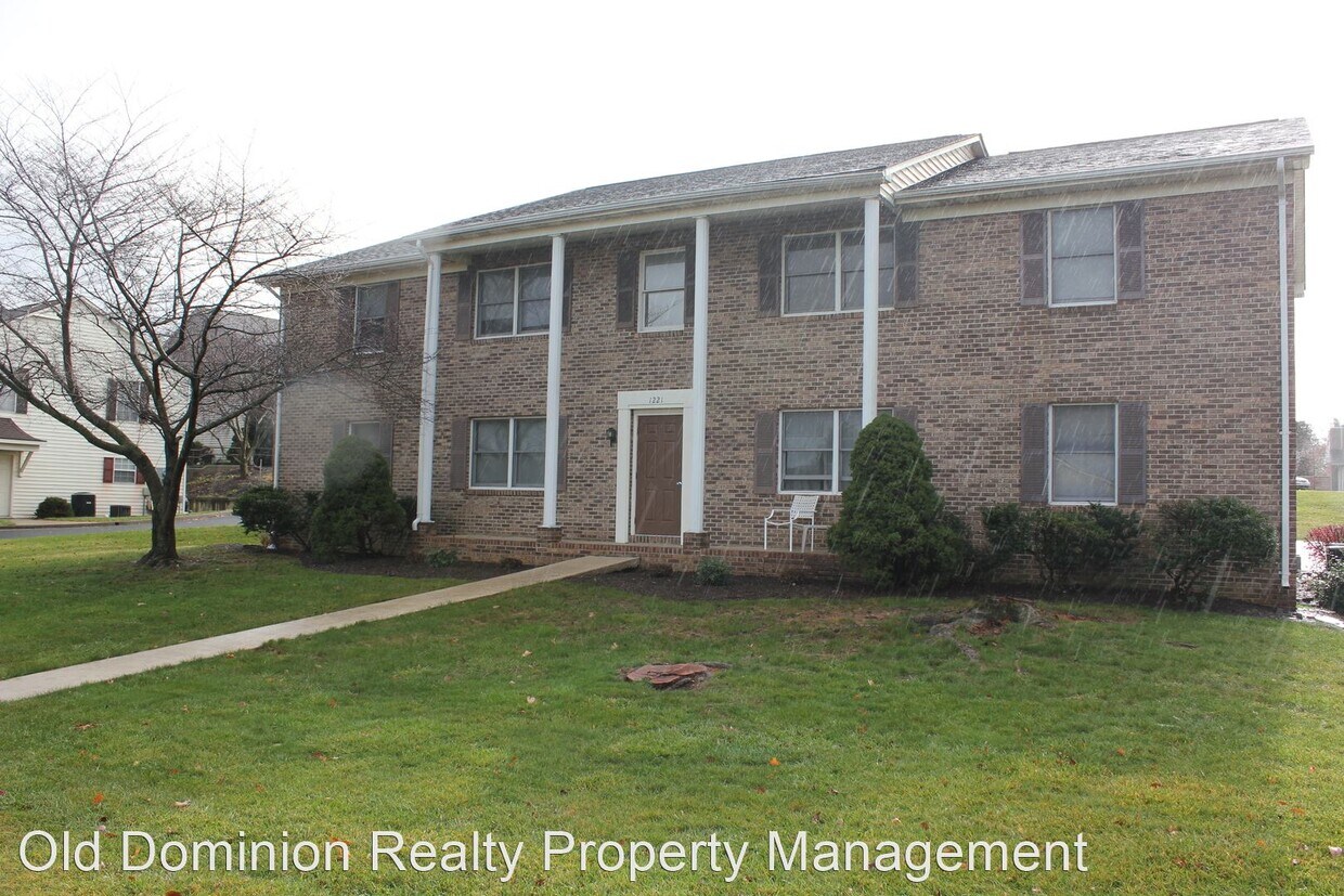 Primary Photo - 2 br, 1 bath House - 1221 Harmony Drive Ap...