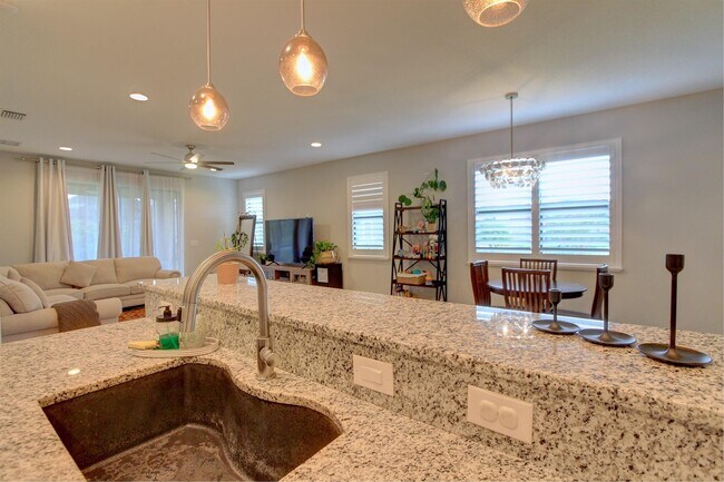 Foto del edificio - 2802 Amethyst Way