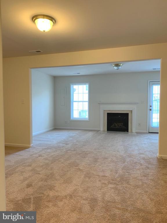 Foto principal - 23039 Sir Barton Ct