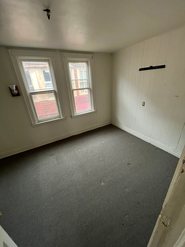 Foto del edificio - 1190 E Lovejoy St