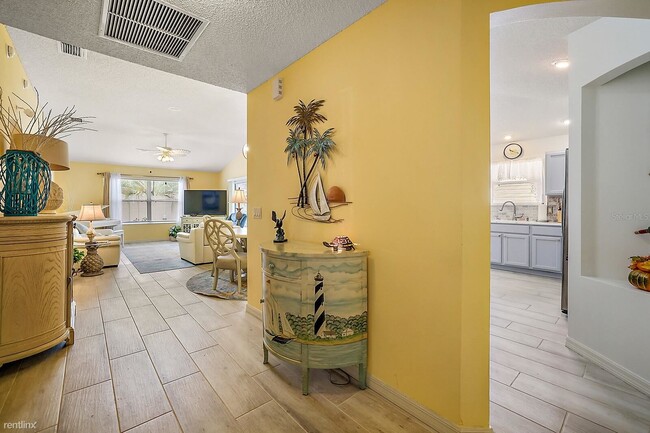Building Photo - 3 br, 2 bath House - 1792 Hinckley Lane