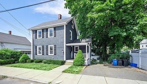 Primary Photo - 104 Franklin St