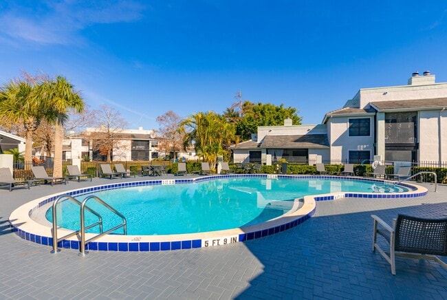 Building Photo - Villas At Blue Cove Apartments