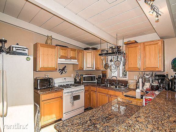 Foto del edificio - 2 br, 1 bath House - 574 Crouch St