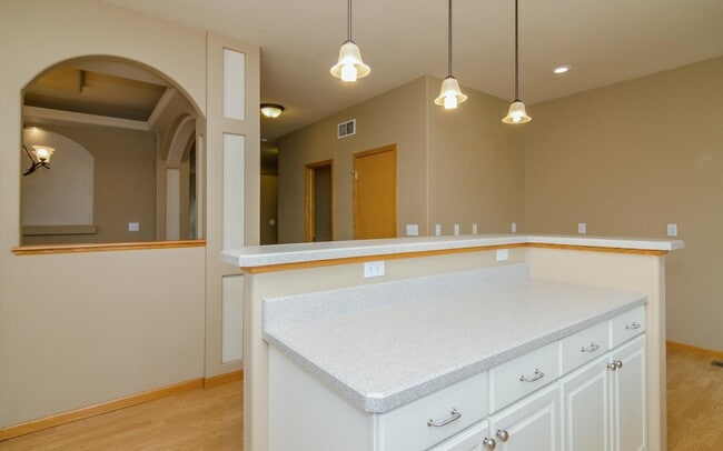 Building Photo - 1838 N Dubuque St