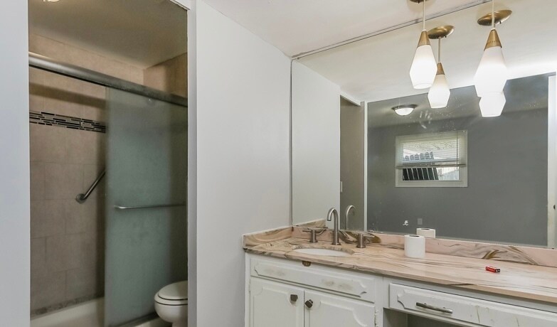Foto del edificio - 1543 W 79th St