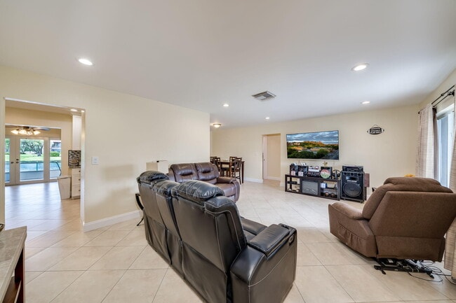 Foto del edificio - 9603 NW 67th Ct