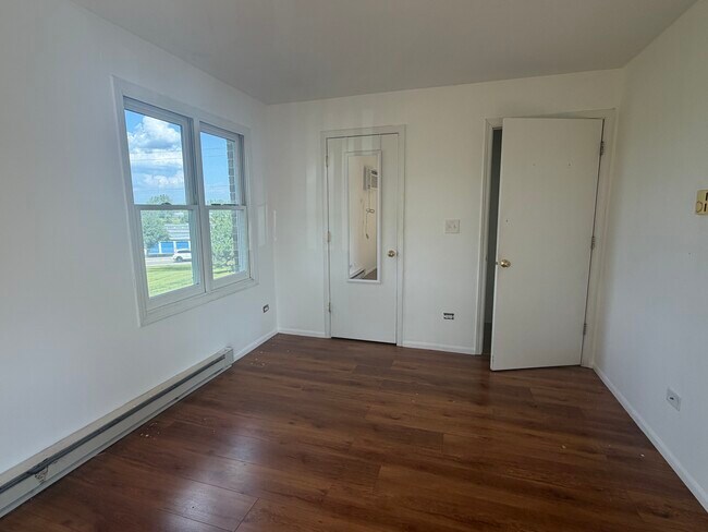 Foto del edificio - 1362 Cunat Ct