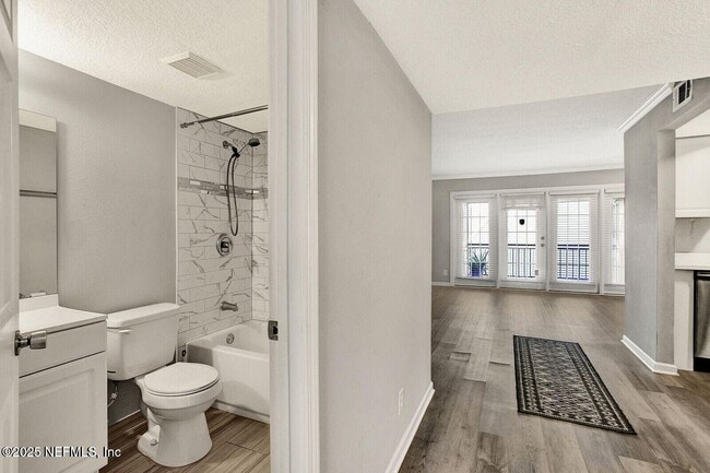 Building Photo - 6646 La Mirada Dr E
