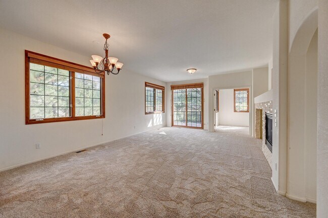 Building Photo - 31097 Big Bear Dr