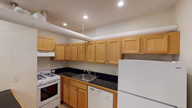 Building Photo - 1 BED 1 BATH ALLSTON *NO FEE