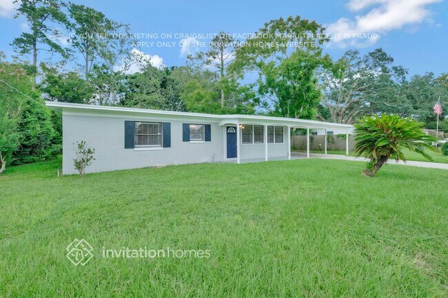 Foto del edificio - 8527 Bengalin Ave