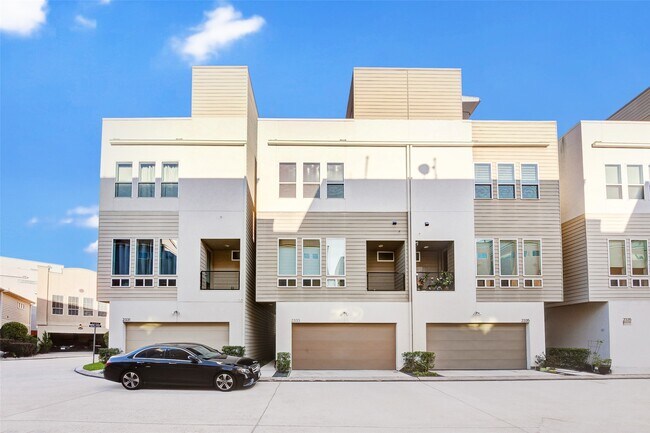 Foto del edificio - 2333 Sperber Ln