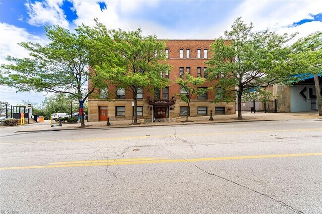 Foto del edificio - 1133 W 9th St