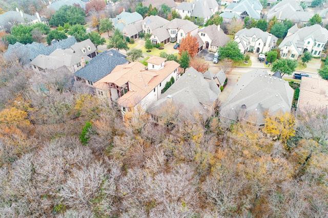 Building Photo - 6401 Avalon Woods Dr
