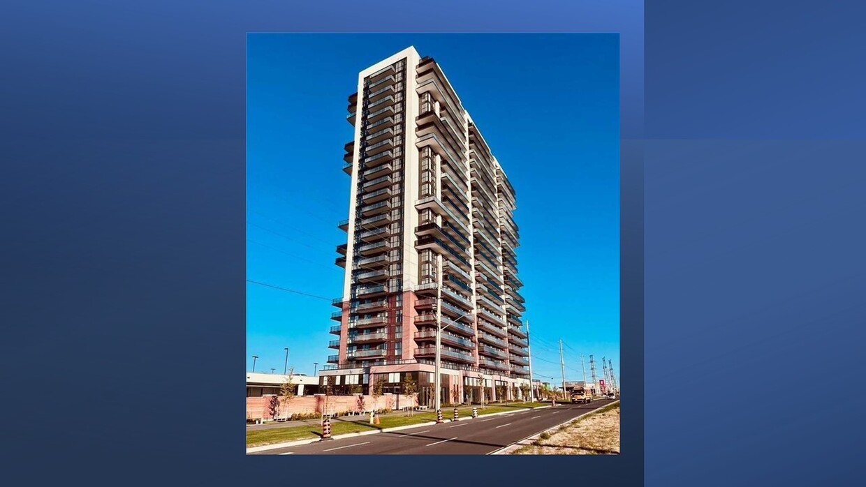 Primary Photo - 2550 Simcoe St N