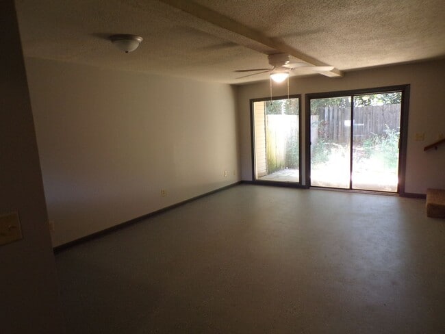 Foto del edificio - Anthony Circle Townhomes, Enterprise, AL