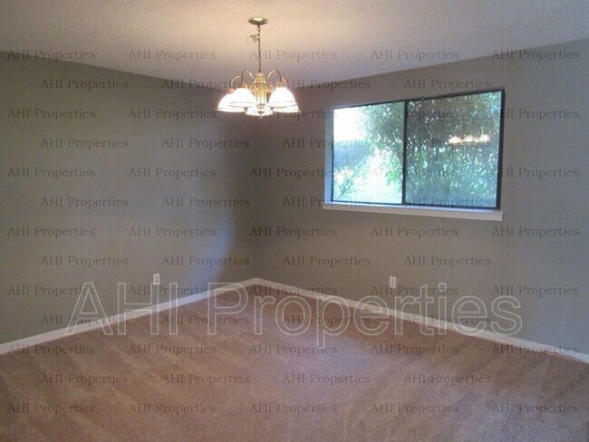Building Photo - 171 Cambrian Way