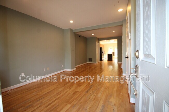 Building Photo - 1225 4th St NW