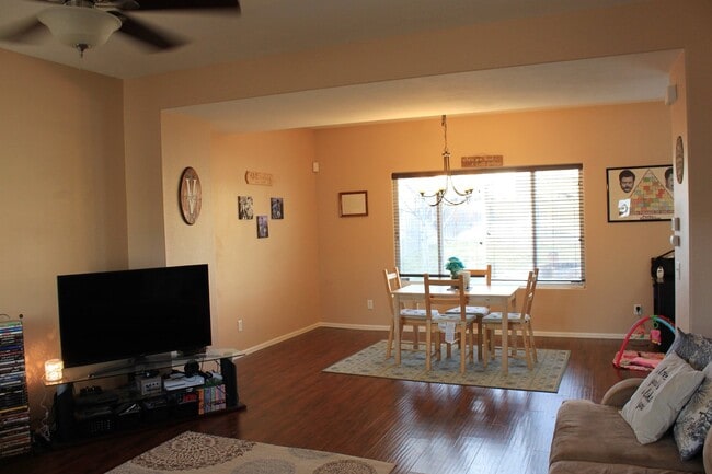 Photo - 10757 Deer Meadow Cir House