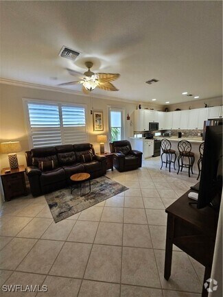 Building Photo - 10518 Avila Cir