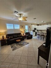 Building Photo - 10518 Avila Cir