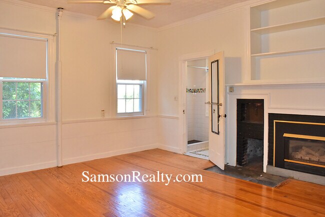 Building Photo - 69 Arnold St