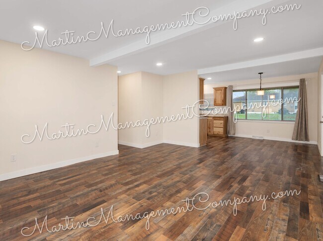 Building Photo - 2505 Albert Lee Ave