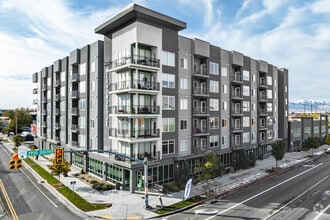 Building Photo - Meadowbrook