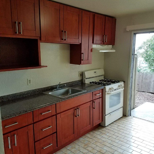 Photo - 5405 Morrow Dr Apartment